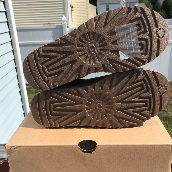 UGG Bailey Bow II Shimmer - Picture 4 of 6